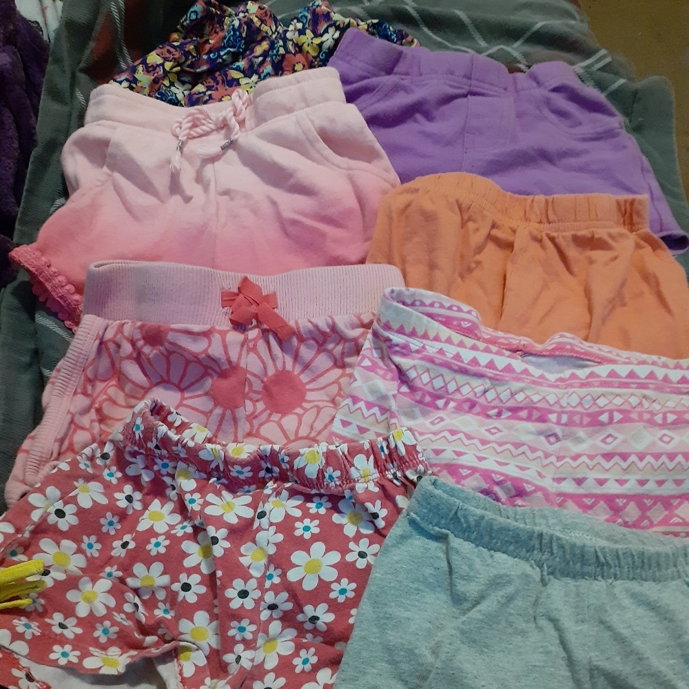 Bundle Girls 3T Shorts.